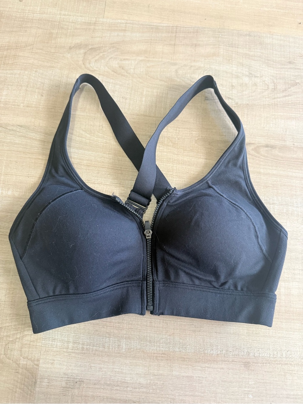 Under Armour Black Front-Zip Support Sports Bra